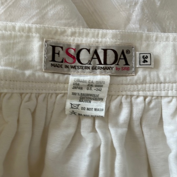 VINTAGE ESCADA FULL WRAP SKIRT IN IVORY WHITE - Picture 10 of 12